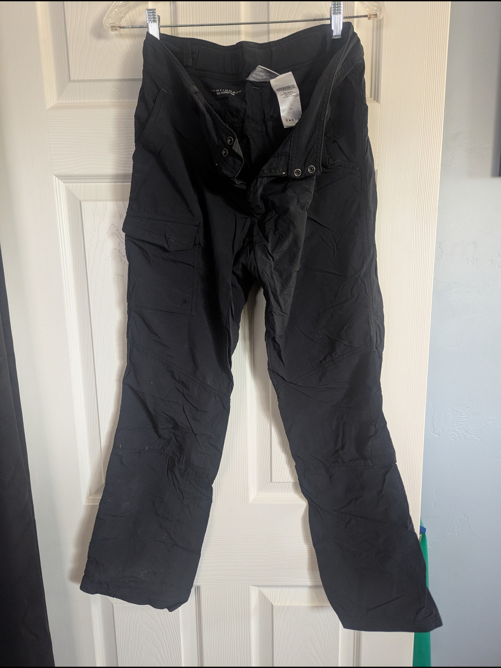 Columbia Black Women's Cargo Pants - Utility Style
